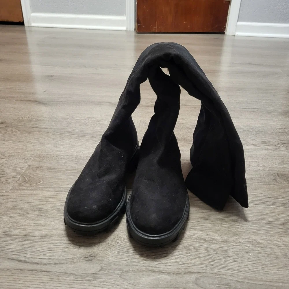 Unisa Women's Black Tall Over The Knee Lug Sole Boots Faux Suede Size 6.5 Casual